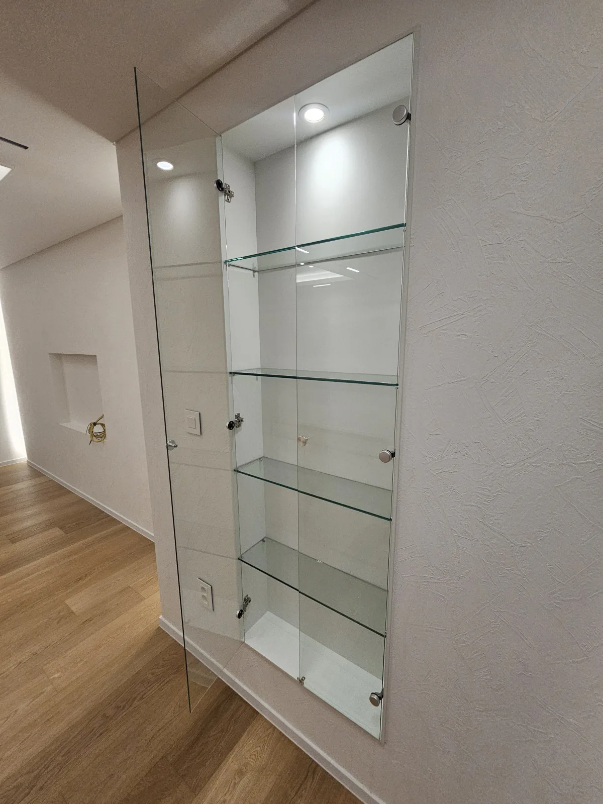 장식장/진열장유리문 경기 시공 전